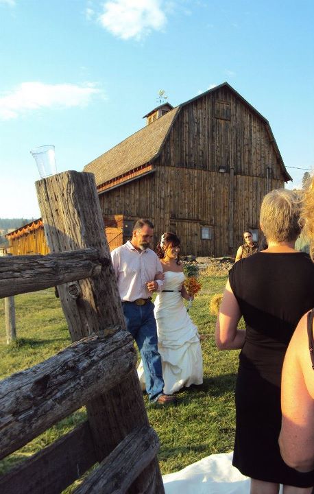 Rustic Chic Barn Wedding