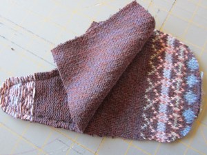 DIY sweater mitten making tutorial