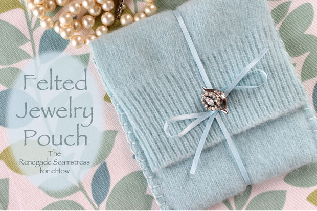 felted-jewelry-pouch