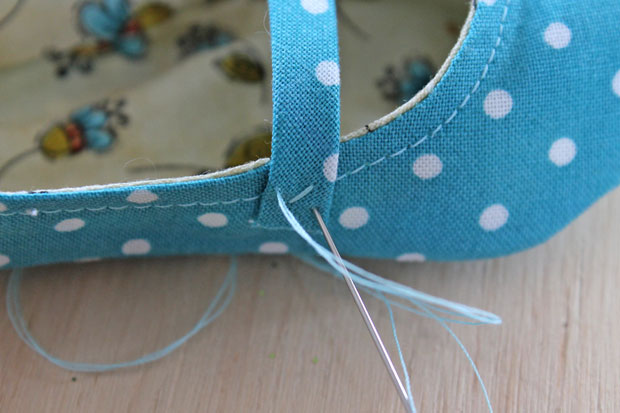 Baby-Shoes-Sew-Straps