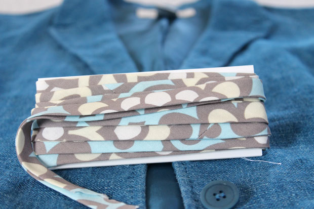 blazer-to-vest-choose-bias-tape
