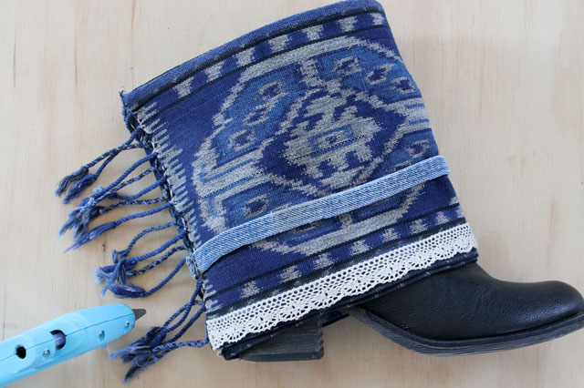 eHow-Project-Throwdown-hot-glue-denim