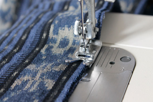 eHow-Project-Throwdown-sew