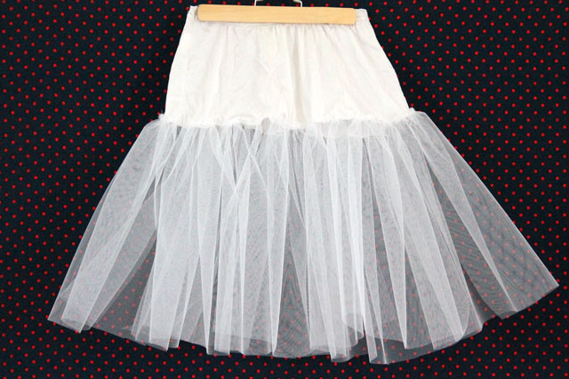 Crinoline-first-layer