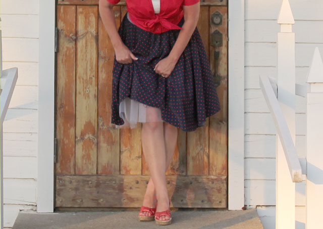 Crinoline-under-skirt