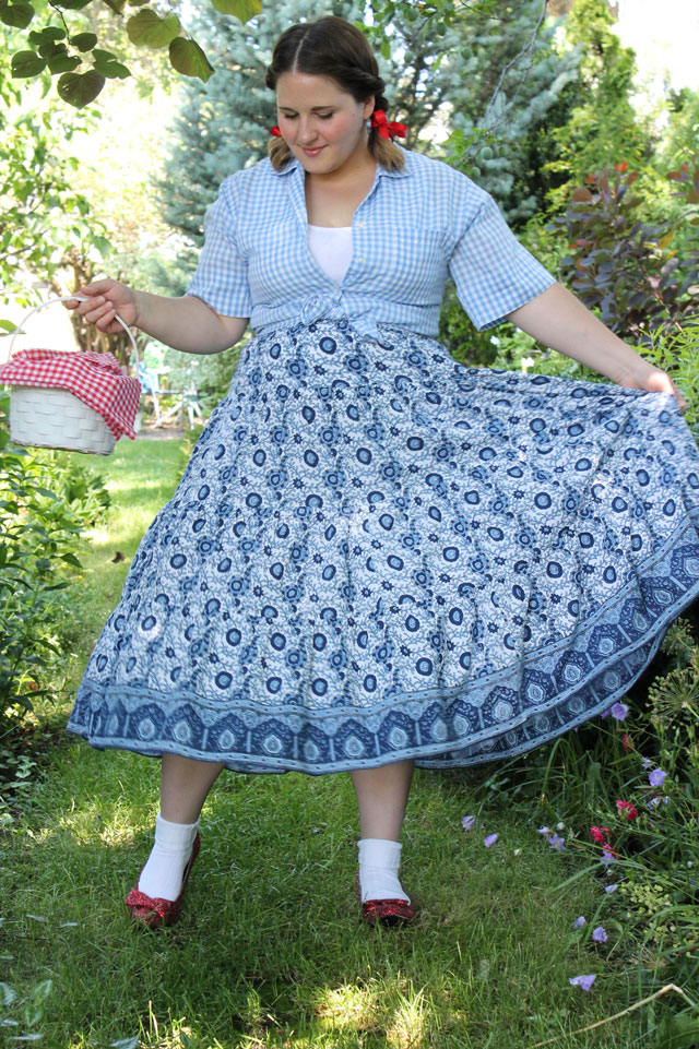 DIY Dorothy Costume from The Wizard of OZ