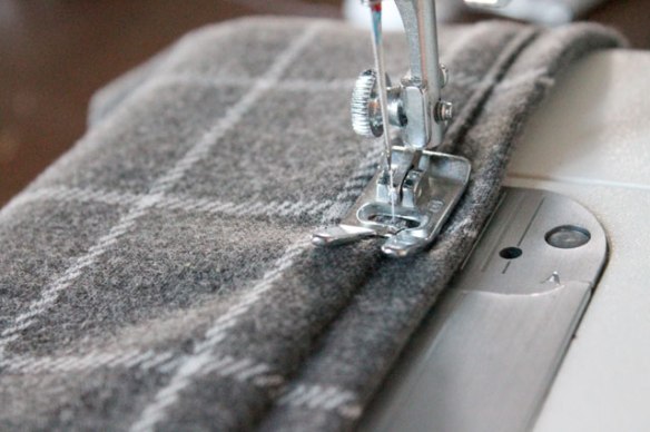 How to Hem Knits Without a Serger | The Renegade Seamstress