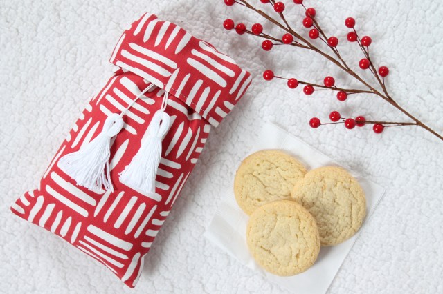 DIY Holiday Cookie Bag
