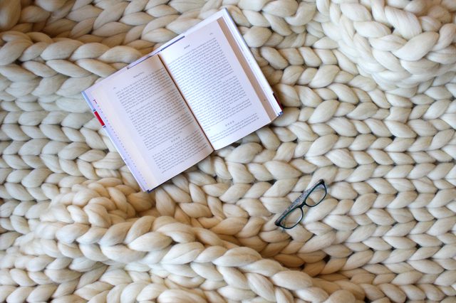 chunky hand knit blanket for Mother's Day