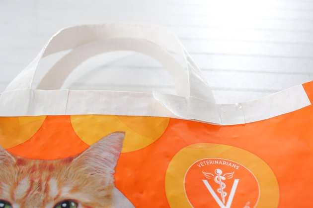 DIY Reusable Grocery Bags From Pet Food Sacks