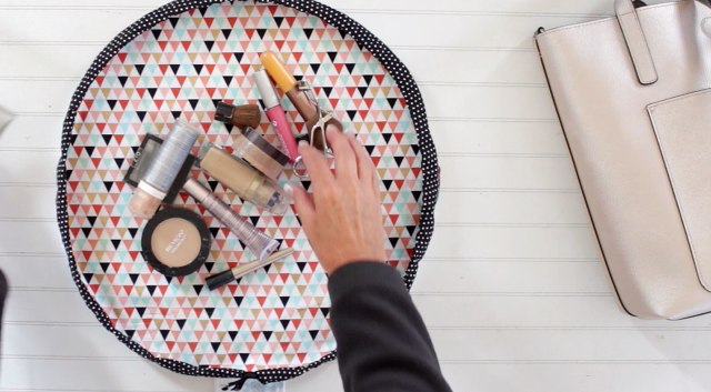 DIY round drawstring makeup bag
