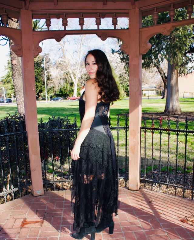 Refashion Runway 1970's Challenge