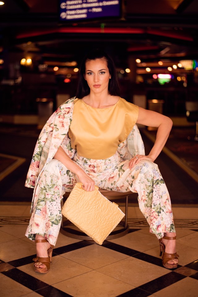 Refashion Runway 1970's Challenge