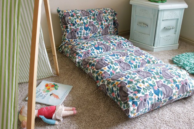 finished DIY Fleece Floor Pillow Mat