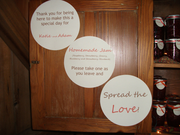 jam wedding favors