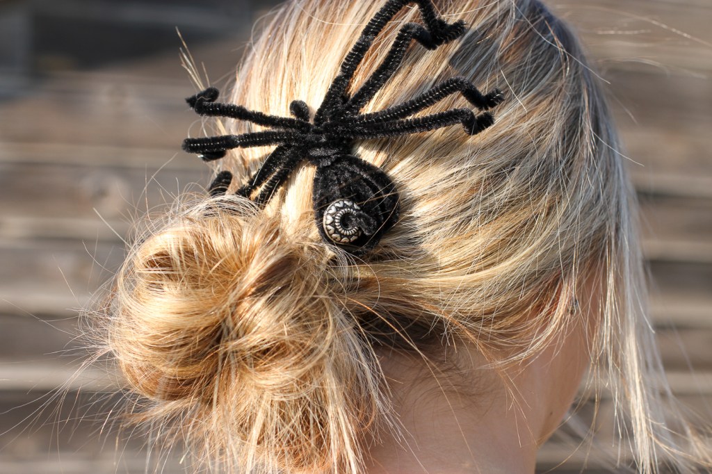 diy spider hair barrette