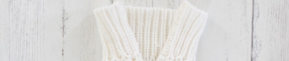 how to fix a hole in a sweater