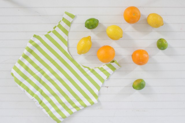 how to make a no-sew produce bag from a t-shirt