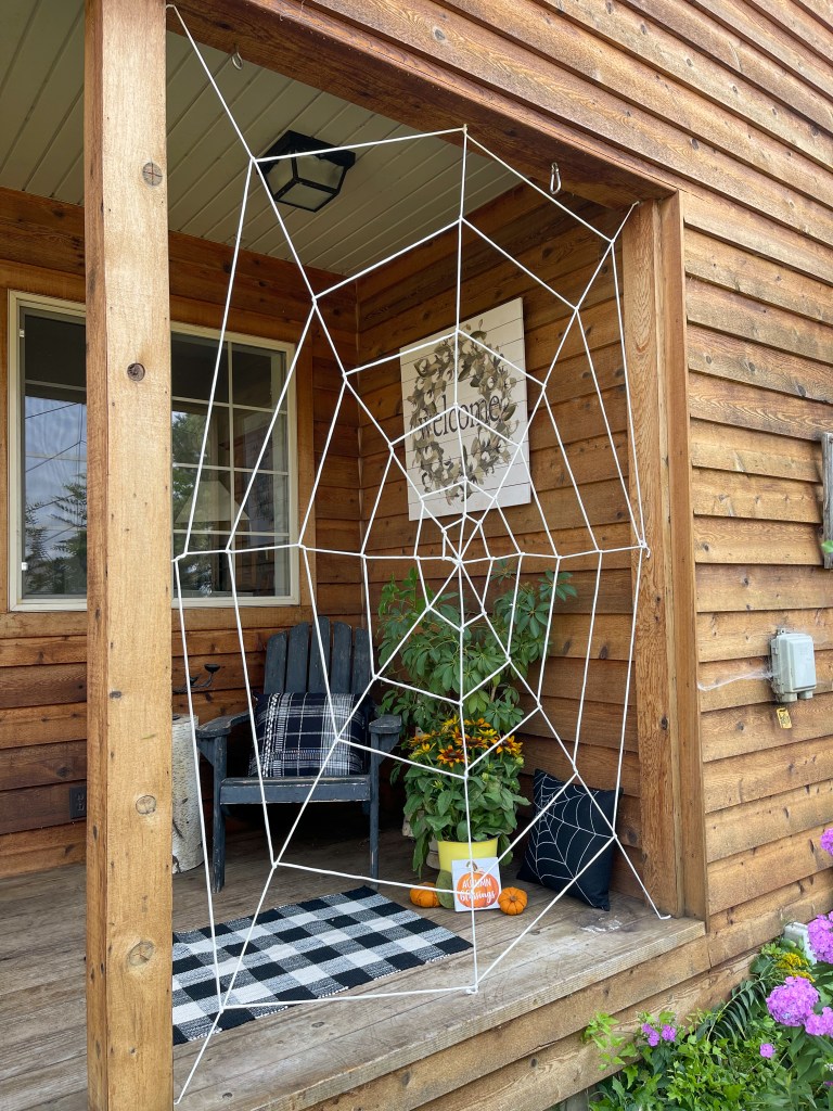 DIY Giant Spider Web Halloween Decoration