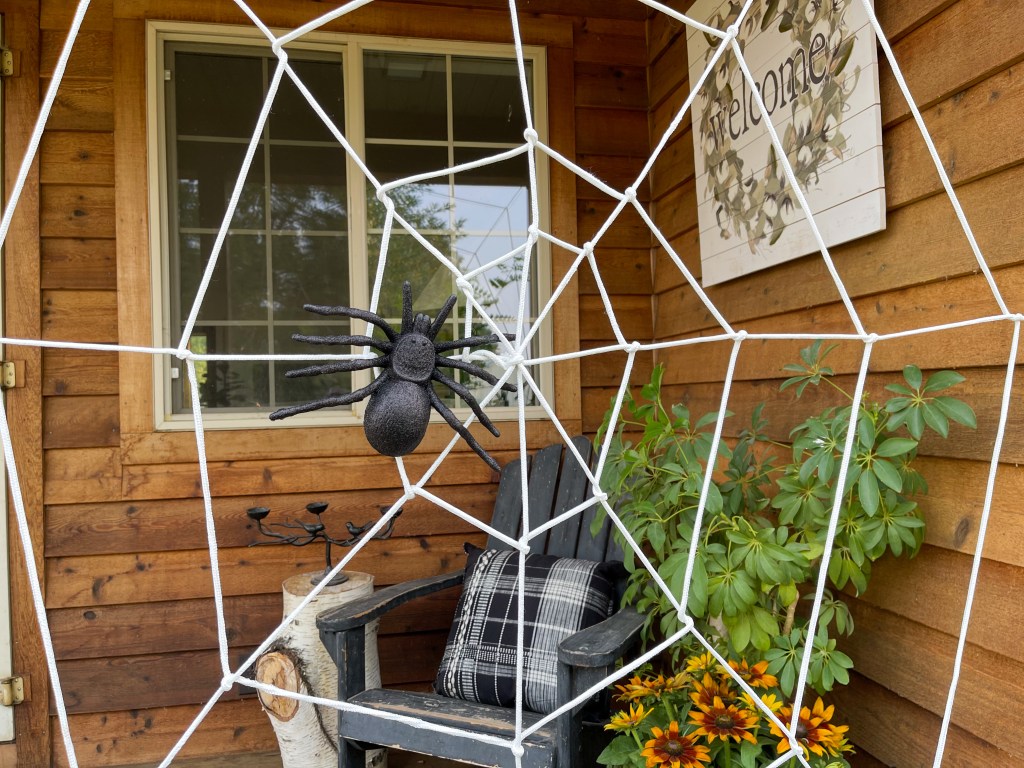 DIY Giant Spider Web Halloween Decoration
